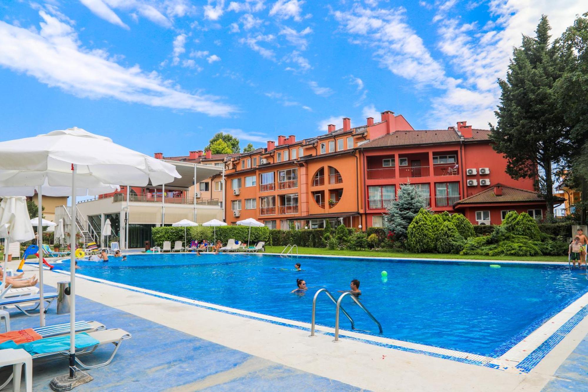 Luxury First Line Apartment With Pool By The Sea Nesebăr Exterior foto