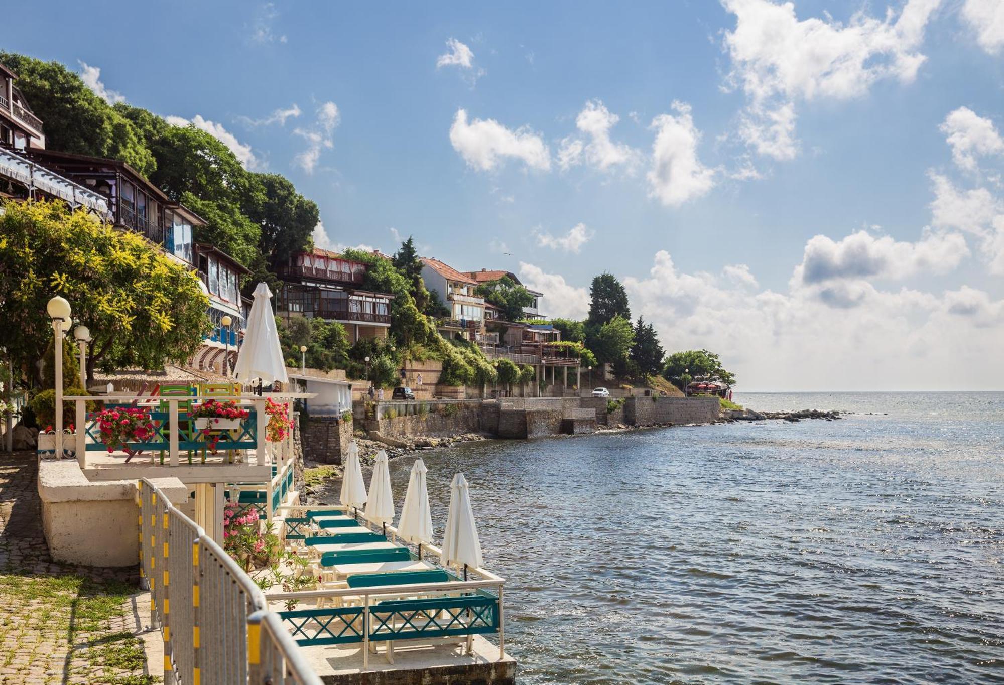 Luxury First Line Apartment With Pool By The Sea Nesebăr Exterior foto