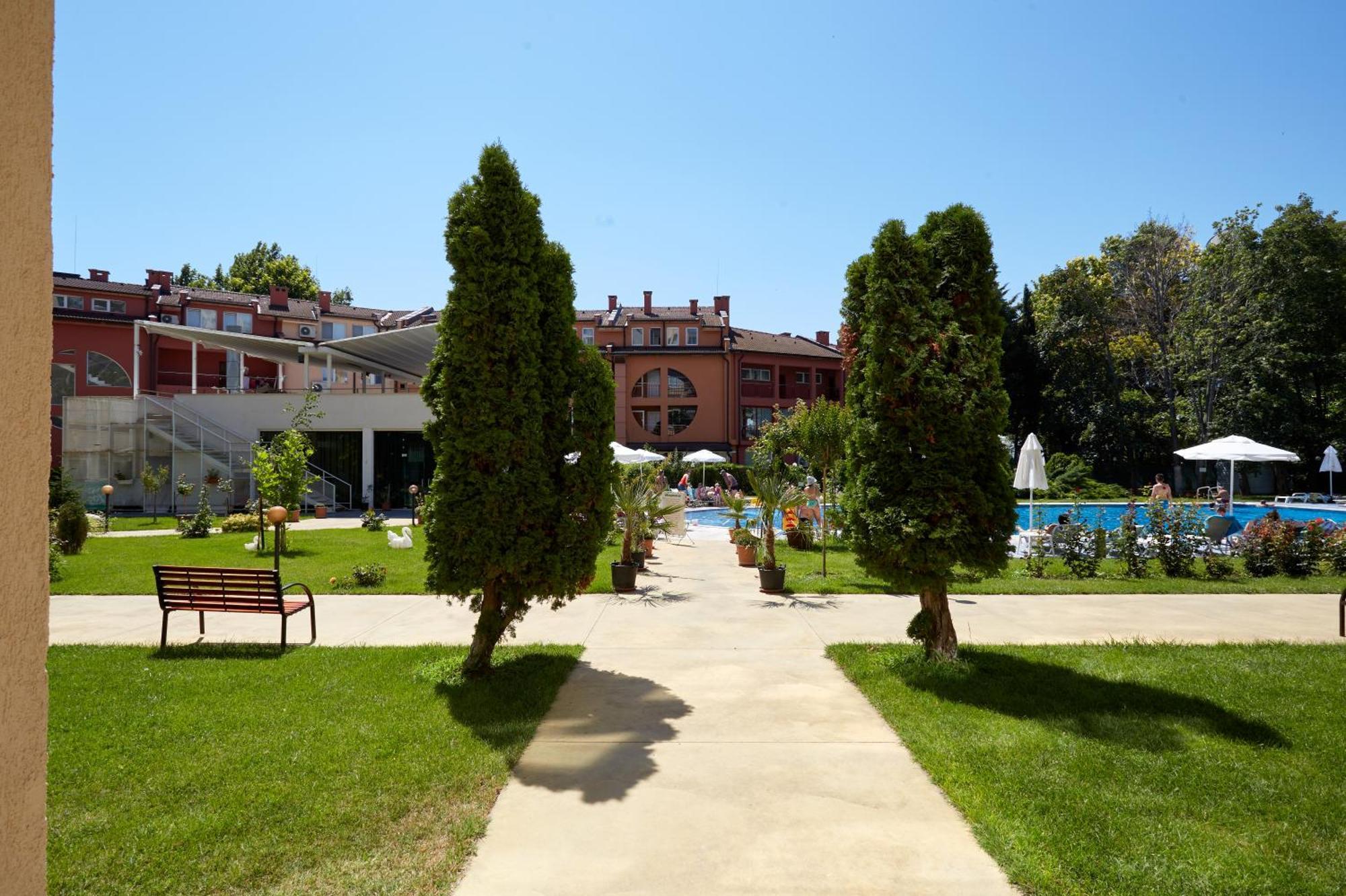 Luxury First Line Apartment With Pool By The Sea Nesebăr Exterior foto